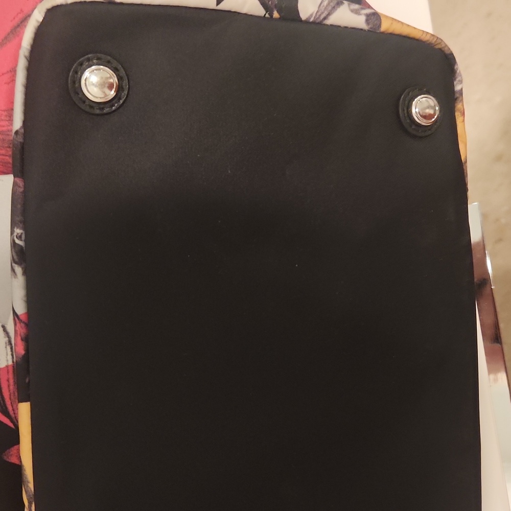 Tumi NWOT Everyday Tote - Picture 12 of 14
